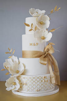 edible flower wedding cake Kent